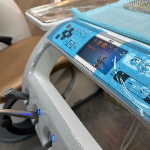 韓國Osstem數位診療椅及電動增速手機